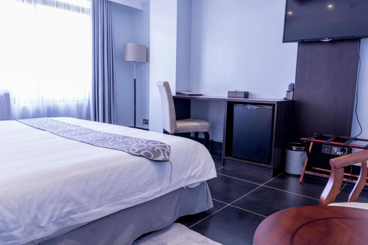 Gelian Hotel マチャコス エクステリア 写真