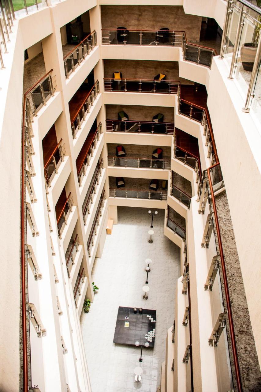 Gelian Hotel マチャコス エクステリア 写真